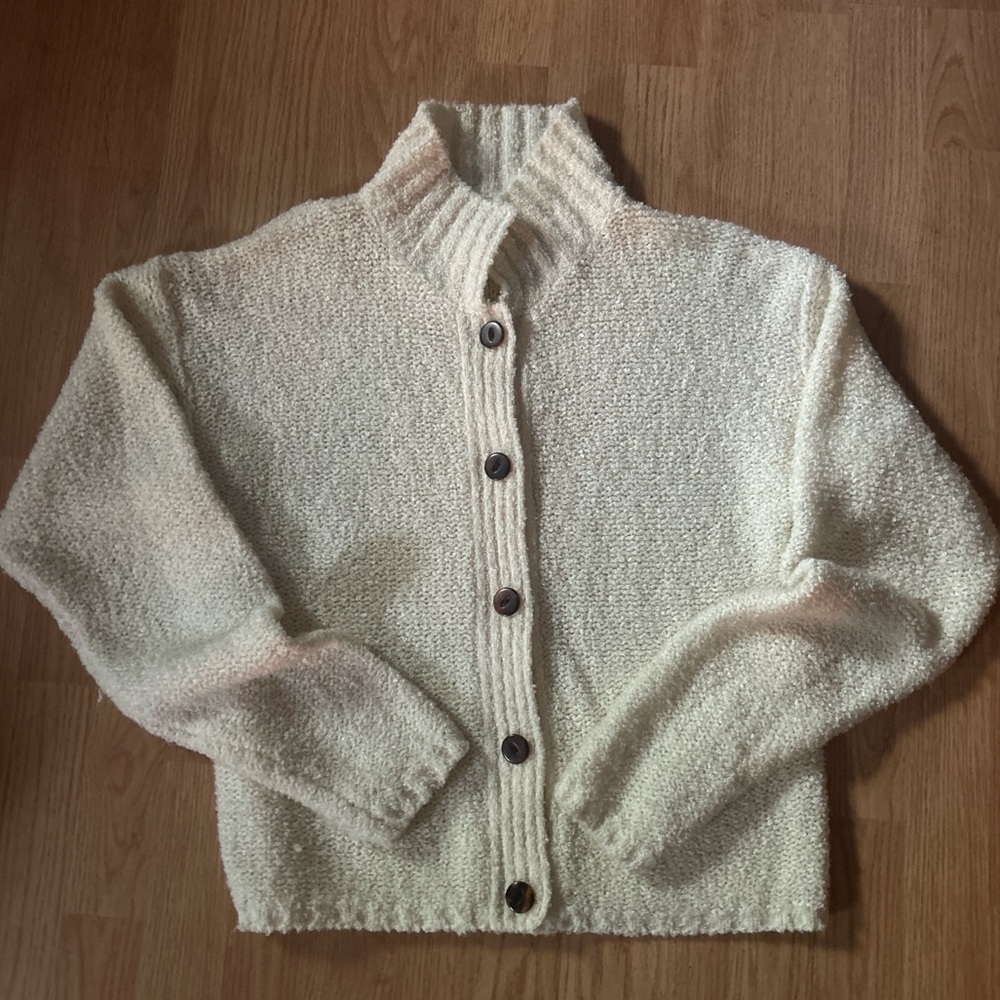 Vintage fuzzy knit Cropped cardigan